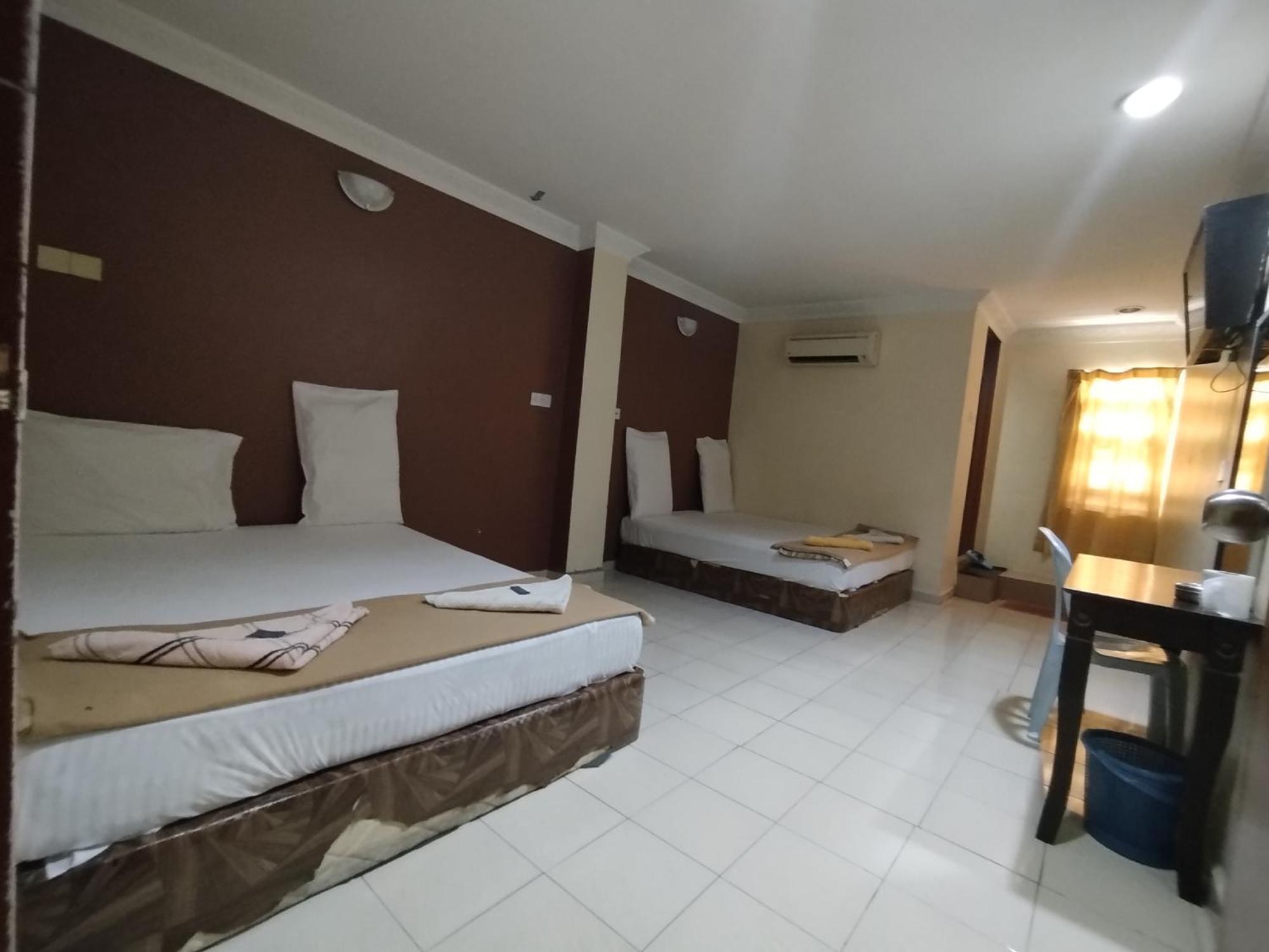 Sentosa Villa Hotel Klang Exterior foto